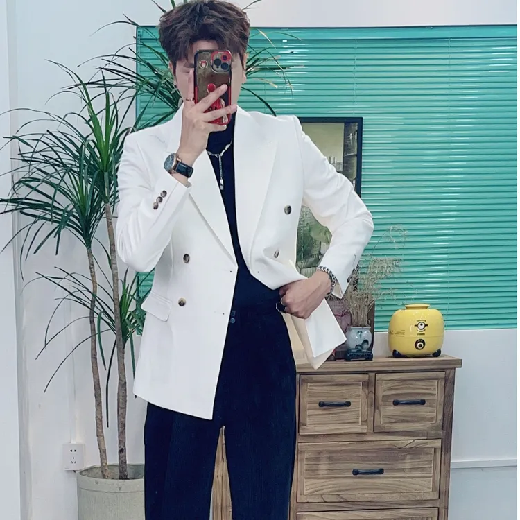 型男帮秋冬男士气质休闲时尚白色修身双排扣西服西装DX2303