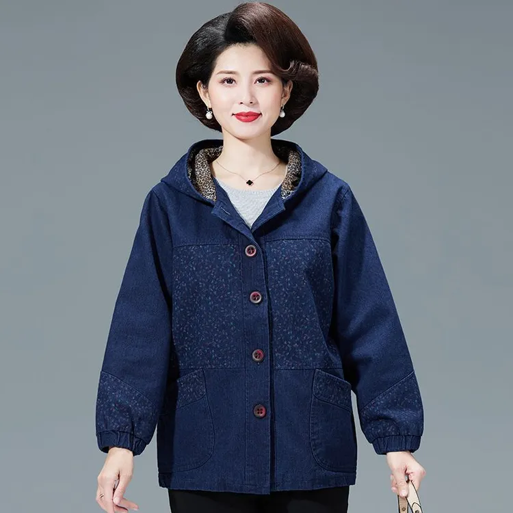 中老年女风衣50-60岁妈妈春全棉牛仔外套纯棉老年人夹克连帽202
