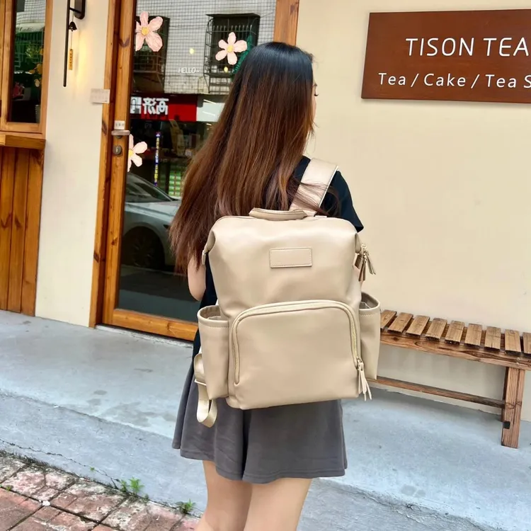 双肩包包女2024大容量妈咪包母婴外出轻便手提背包妈妈包母婴包女