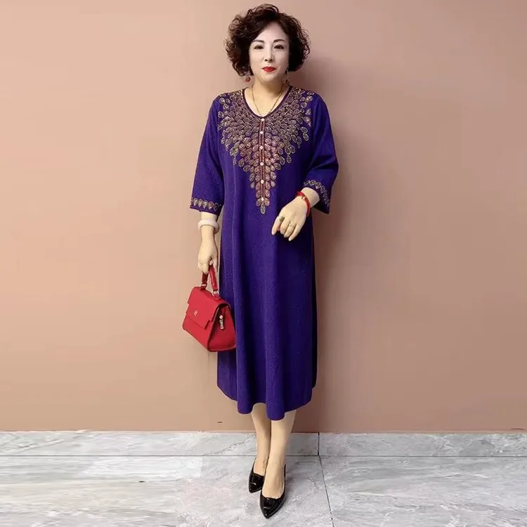 拜年服高端中老年妈妈重工礼服烫钻连衣裙2025春秋新款显瘦针织冰