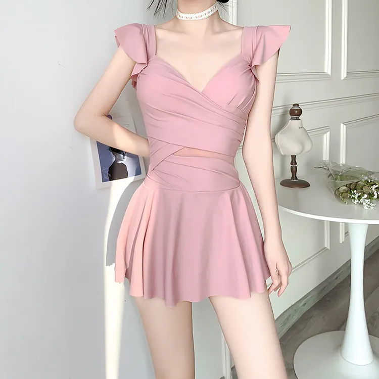 游泳衣女新款保守显瘦气质遮肉温泉连体平角裙式女士性感泳装纯欲