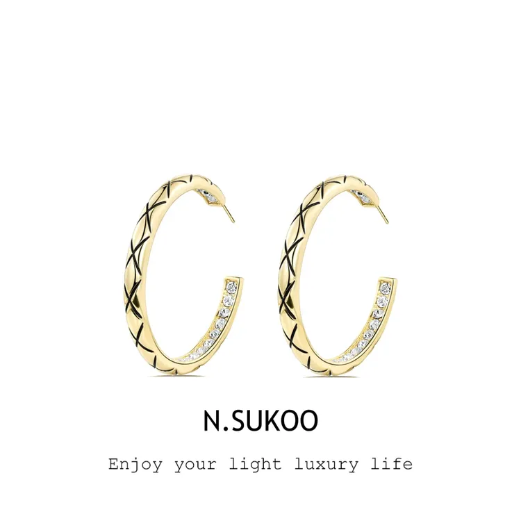 铜合金合成锆石耳饰 E0473 时尚气质欧美金色复古ins圈圈