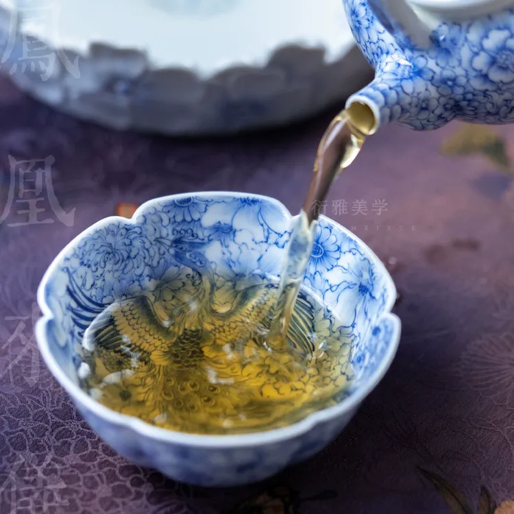 青樵轩  景德镇手工手绘 淡描青花瓷 万花凤凰主人杯 窑主亲绘款