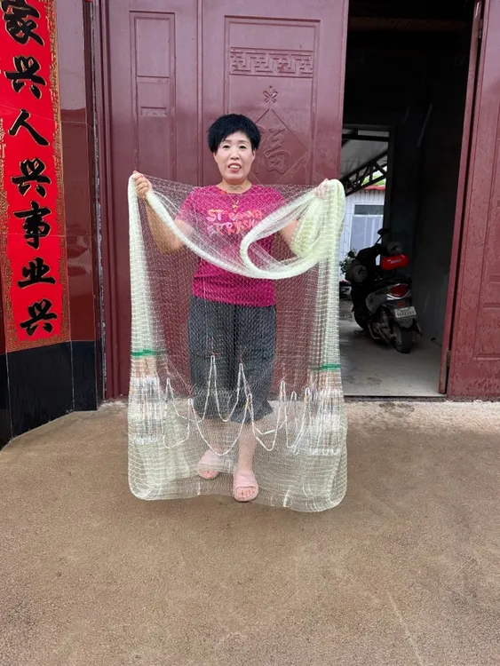 机制五片合成，单丝鱼线一指网眼高四米，铅坠，一开到顶
