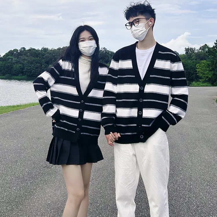 针织衫女早秋2025新款高级感气质百搭v领条纹开衫毛衣情侣装上衣