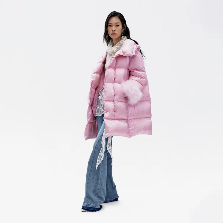 LEFAME/拉飞姆冬季双排珍珠廓形粉色羽毛羽绒服