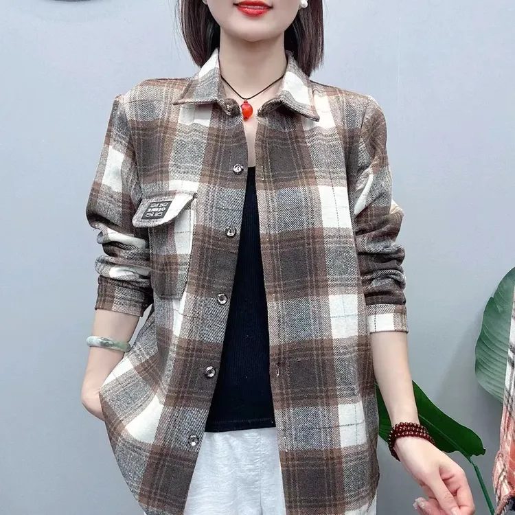 工厂特价直销春秋磨毛格子短款衬衫女中长款宽松大码中老年衬衣