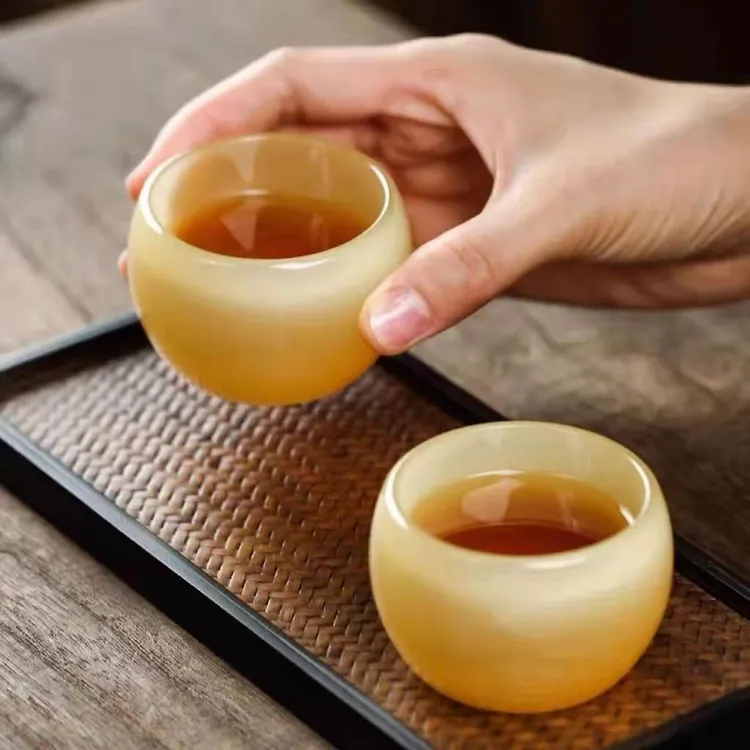 纯手工彩色仿黄玉隔热茶杯高档功夫茶具养生健康玉石品茗杯主人杯