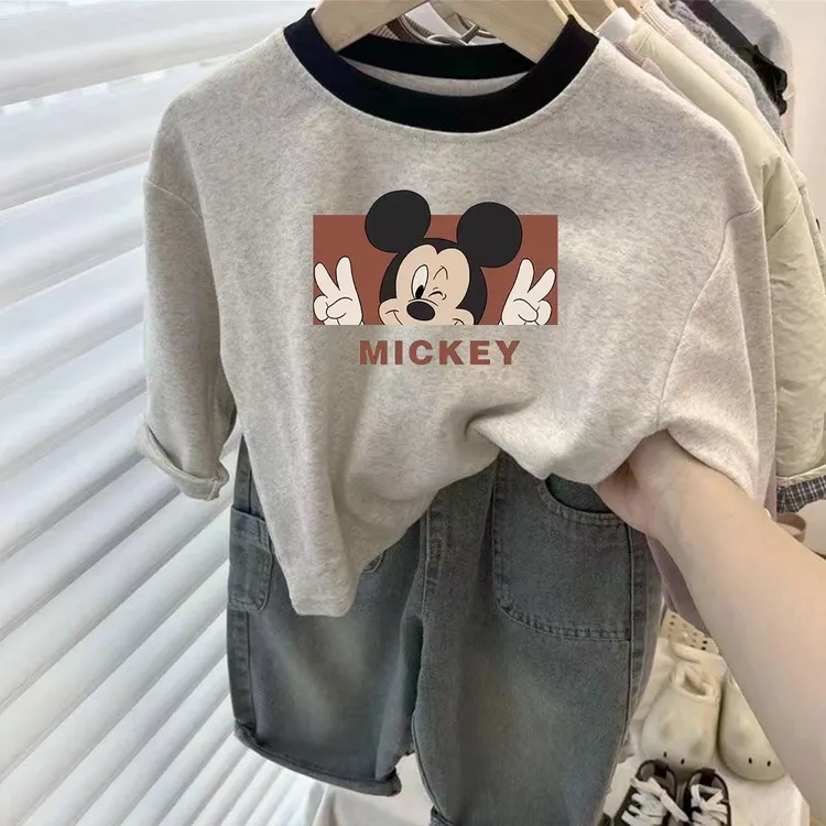 中大童奶灰色圆领长袖T恤男童女童亲子装韩版秋冬打底衫卡通动漫