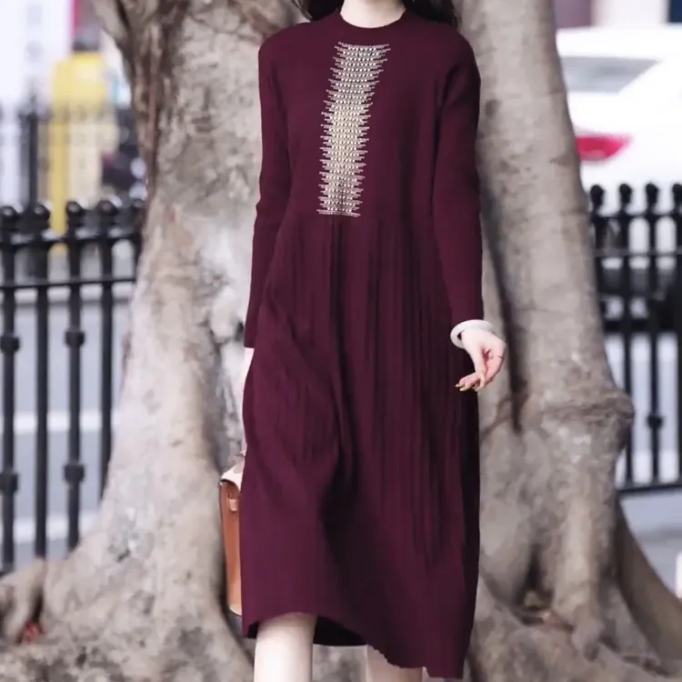 新款时尚针织连衣裙