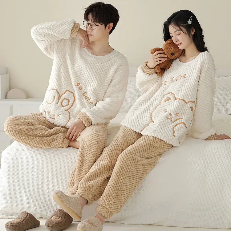 情侣睡衣秋冬季珊瑚绒圆领卡通可爱加绒男女冬天可外穿家居服套装