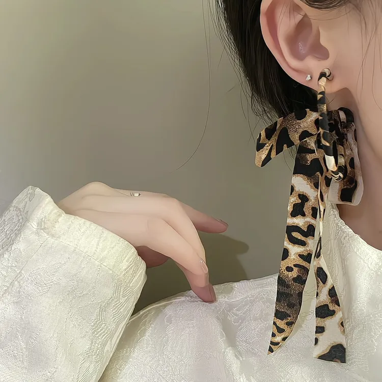 合金布艺耳饰 秋季新款复古港风豹纹飘带大圈圈耳环欧美夸张耳圈