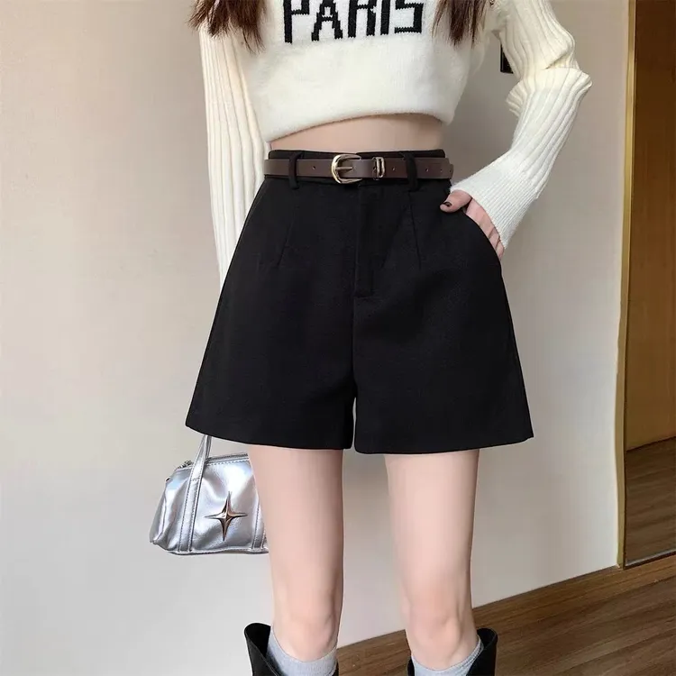 外穿黑色毛呢短裤女2025秋冬新款百搭靴裤显瘦高腰a字休闲阔腿裤