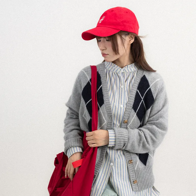 TR半高领小黑猫针织打底衫格雷系羊毛内搭多穿V领菱形格子毛衣