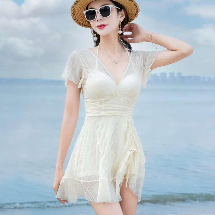 2025新款泳衣白色女遮肉平角保守显瘦遮肚蕾丝性感温泉仙气泳装