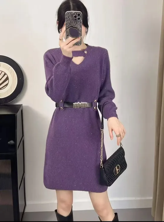 小个子女生专属设计感冬季新款腰带收腰显瘦气质时尚针织连衣裙