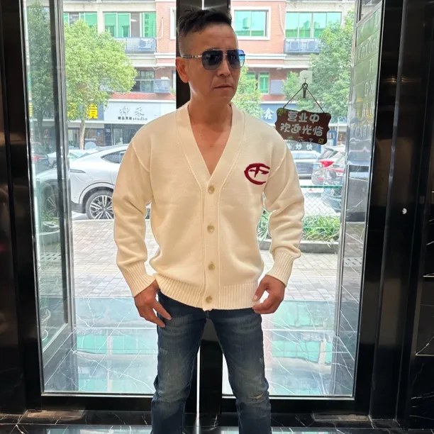 24年秋冬新品C+潮牌男士轻奢时尚百搭潮流休闲V领绵羊毛厚款外套