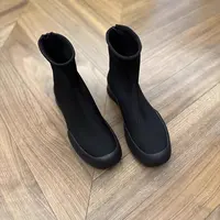 2025冬季新款简约轻便柔软时尚法式平底圆头弹力靴百搭时装靴短靴