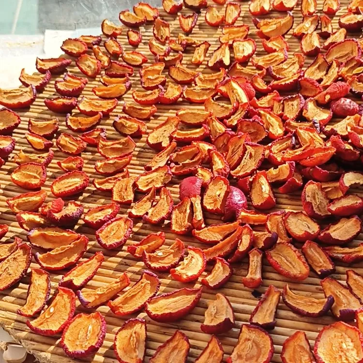 新鲜晾晒自然风干鸡心果干甜酸美味可口休闲追剧零食