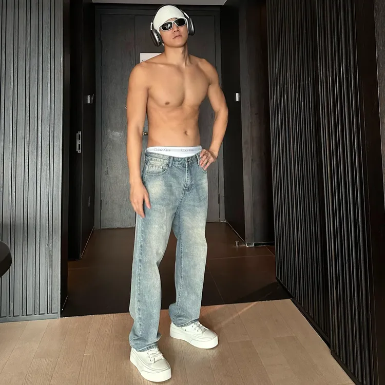 JZD【牛仔爱好者】美式高街VIBE穿搭做旧直筒显瘦百搭休闲牛仔裤男