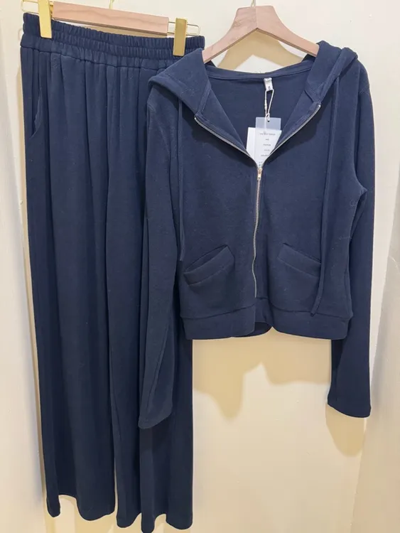 松弛感运动套装女早秋穿搭一整套网红炸街拉链连帽卫衣休闲两件套