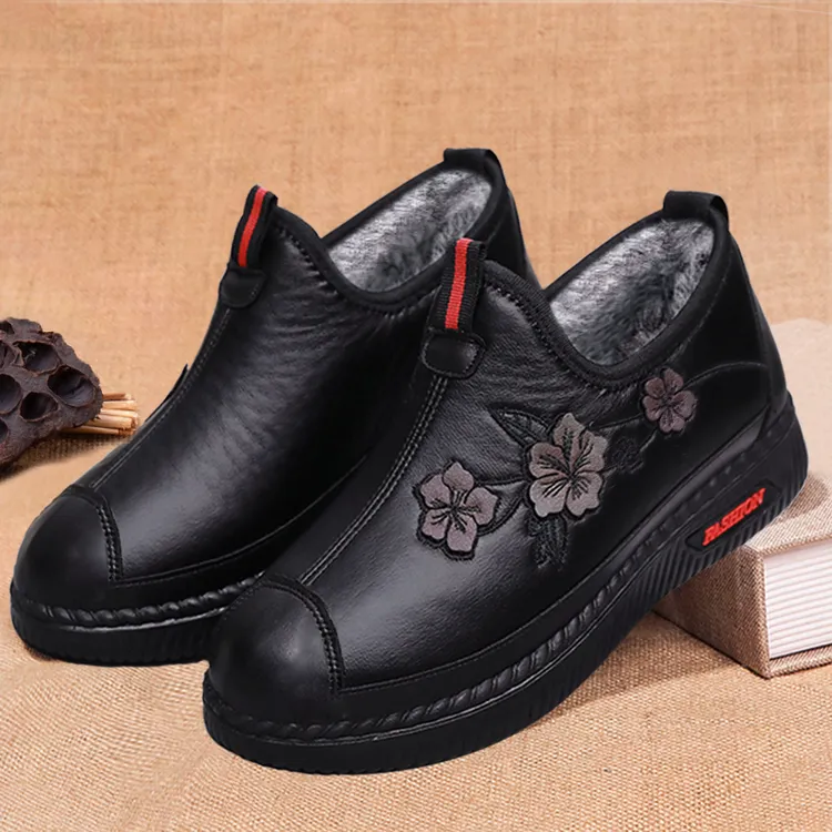 老北京布鞋妈妈鞋老人冬季老太太女鞋加绒防滑保暖奶奶棉鞋中老年