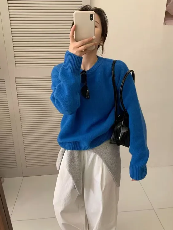 新款女士羊毛衫秋冬季圆领针织衫时尚白搭韩版加厚打底衫