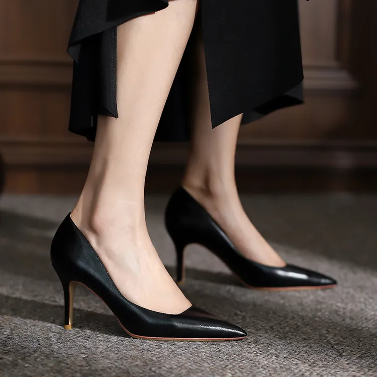 显腿长~2024新款黄色皮面高跟鞋细跟尖头浅口细跟职业女工作舒适