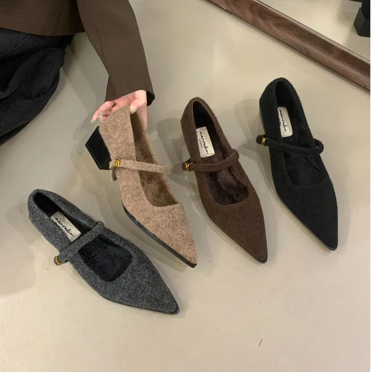 小众法式2025年新款秋冬季细跟玛丽珍单鞋女鞋子加绒黑色气质船鞋