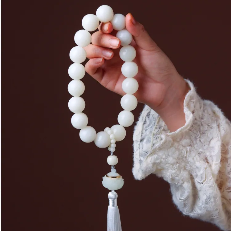 原生态高抛白菩提根手串大白手持香囊流苏款｛赠送两瓶香丸盘玩袋｝