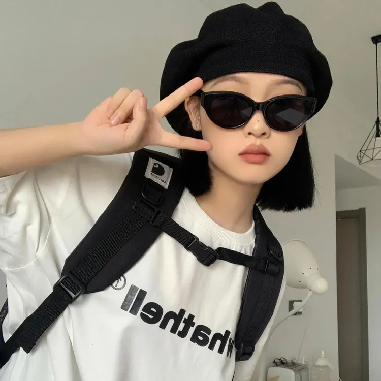 猫眼墨镜女款潮酷复古2025年新款高级感欧美搞怪辣妹美式小脸眼镜