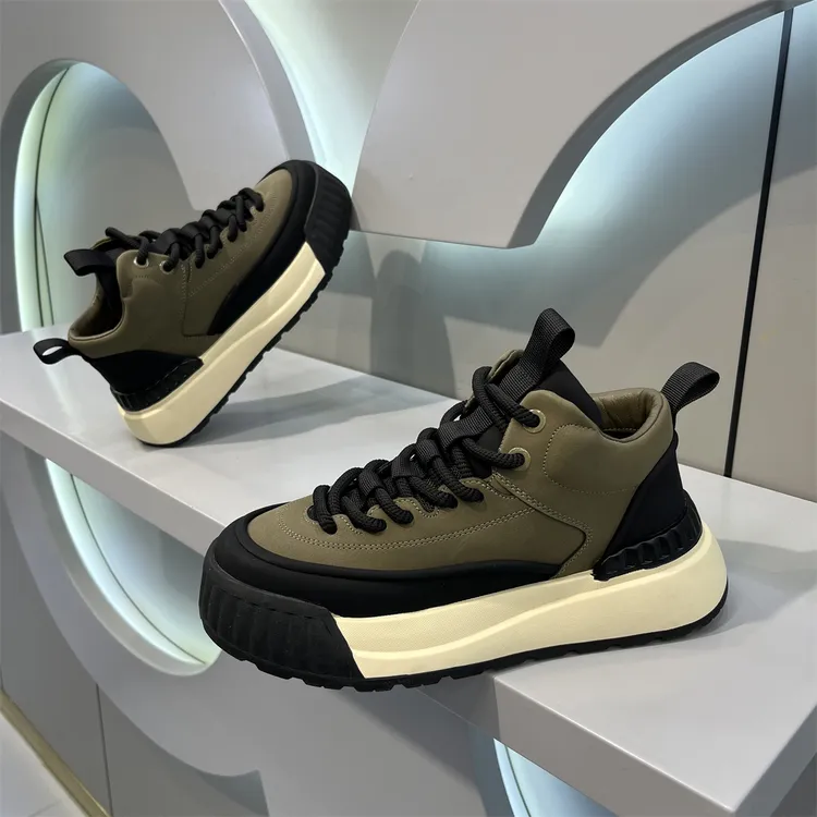 高帮板鞋男款2024秋季韩版运动鞋子系带圆头厚底软底加绒休闲男鞋