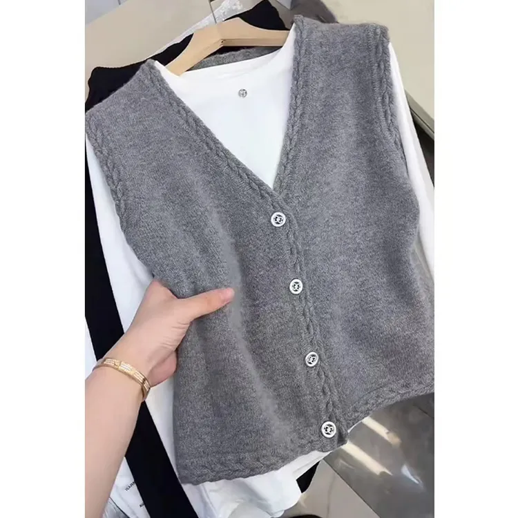【衣朵设计】韩系气质麻花边v领针织马甲开衫女秋季2025新款叠穿