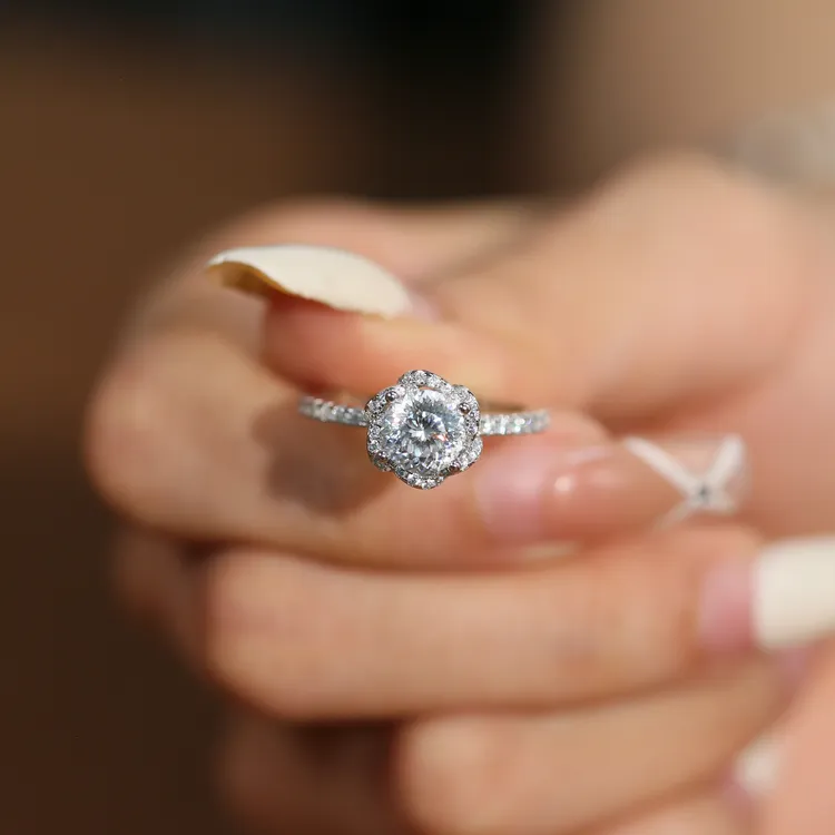 925银戒指 金杰福【玫瑰】s925银1克拉烟花切玫瑰钻戒时尚戒指