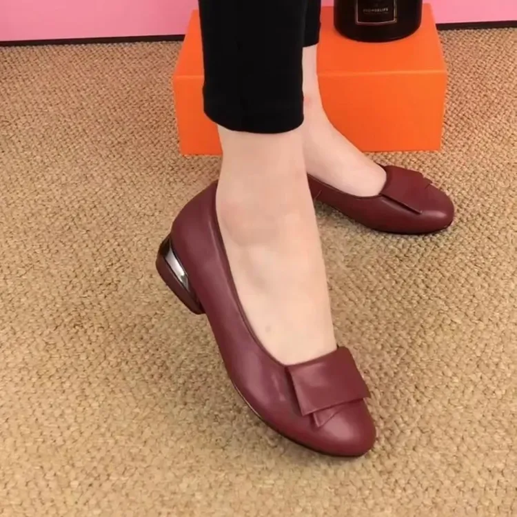 女鞋浅口真皮单鞋春秋新款圆头舒服软底简约年轻妈妈鞋百搭软面