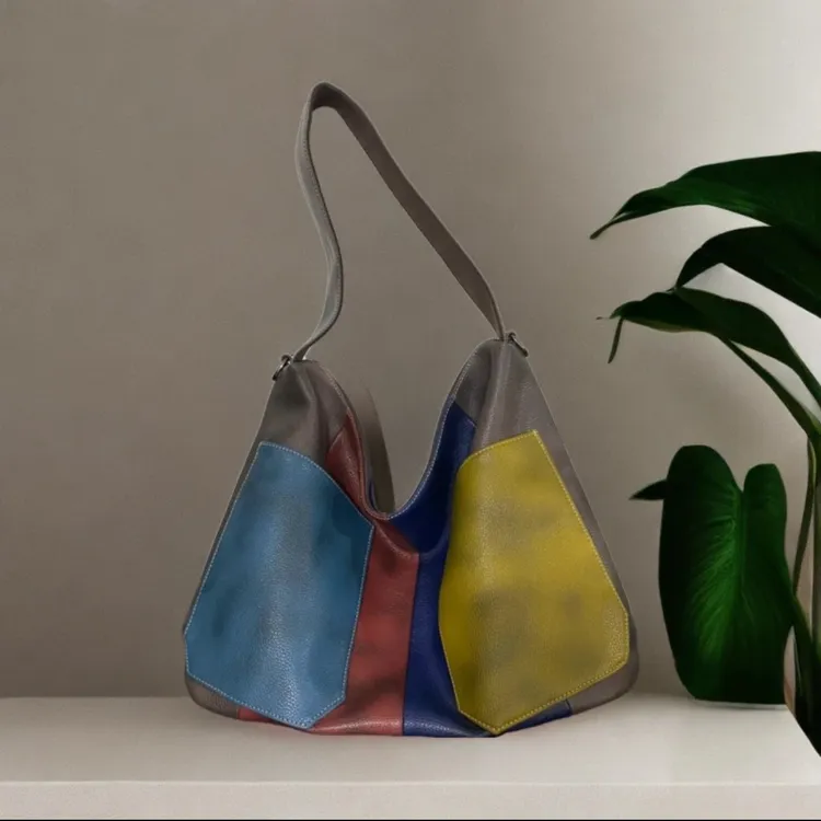 2024新款经典牛皮撞色系列休闲时尚彩色单肩斜挎小众脏脏大包5220