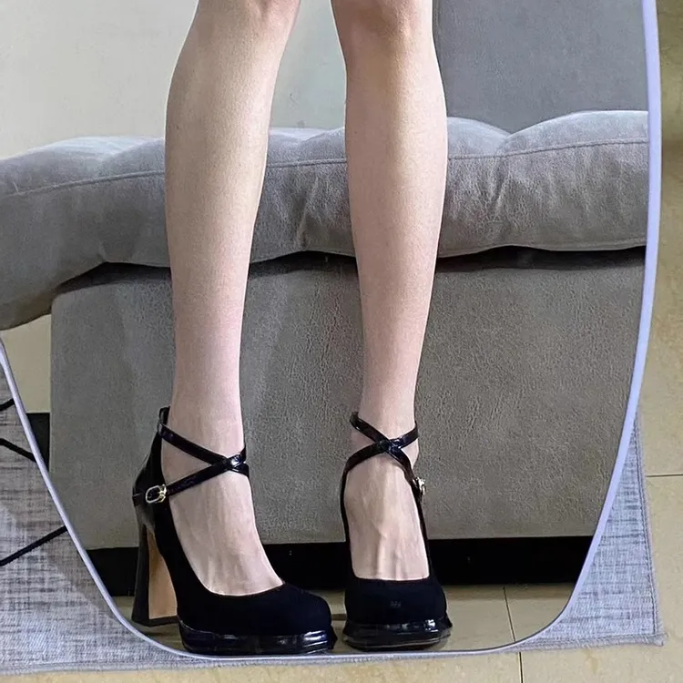 很哇塞复古玛丽珍鞋黑色粗跟高跟鞋夏季女2024女新款气质法式单鞋