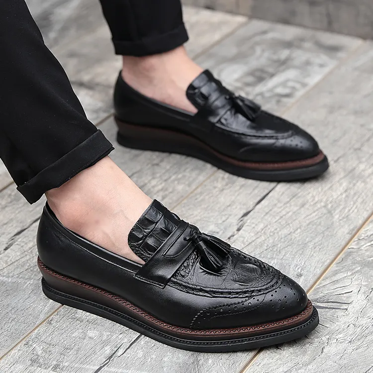 发型师尖头雕花潮鞋厚底低帮休闲真皮英伦套脚增高男鞋流苏皮鞋