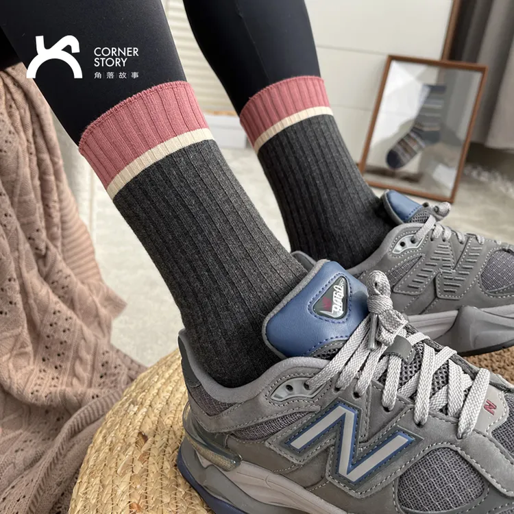 袜子女秋冬鲨鱼裤搭配秋季高筒拼色双针坑条中筒棉袜学院风长袜
