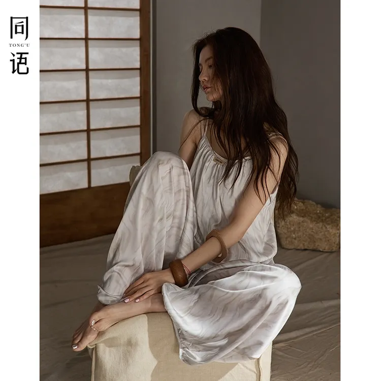 同语2025年新款睡衣女士夏季吊带凉感带胸垫套装可外穿家居服夏天
