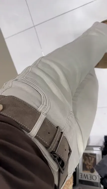 梨形身材显瘦牛仔裤女秋冬季大码弹力加绒加厚修身直筒烟管裤