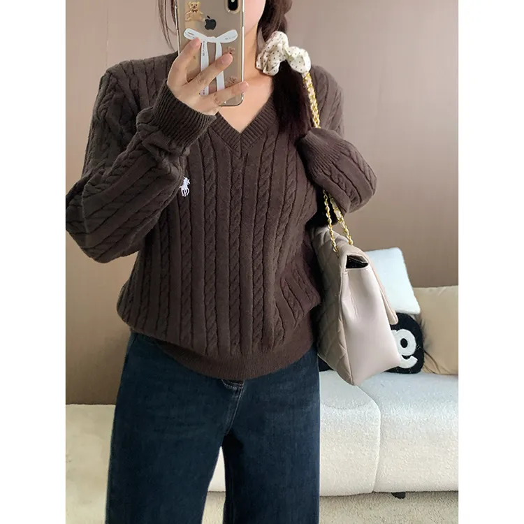 宝莉日志泥美微胖大码女装麻花复古刺绣V领长袖针织毛衣套头上衣