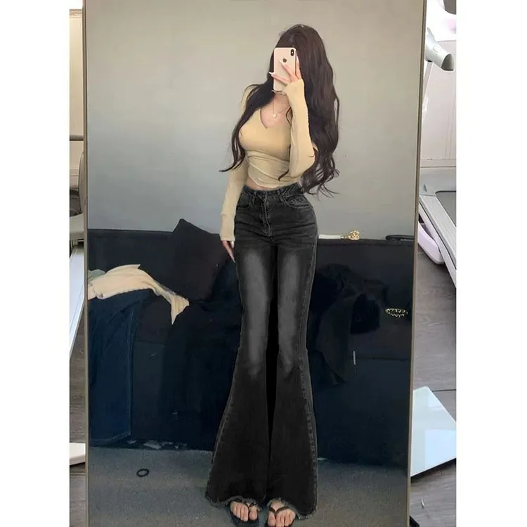 加绒加厚复古毛边破洞微喇叭牛仔裤女秋冬新款高腰显瘦鱼尾喇叭裤