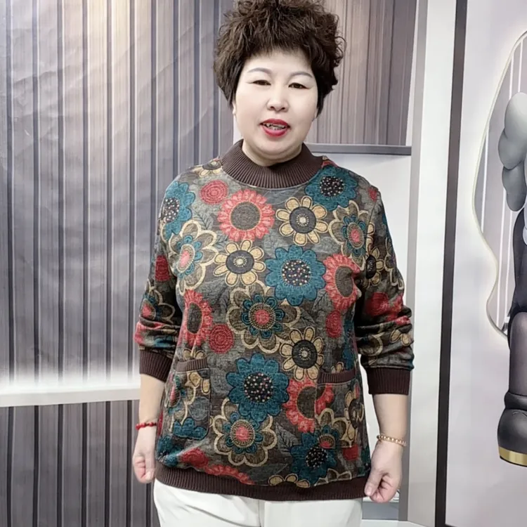 秋冬时尚洋气加绒花打底衫 大码宽松保暖长袖上衣圆领套头中老年