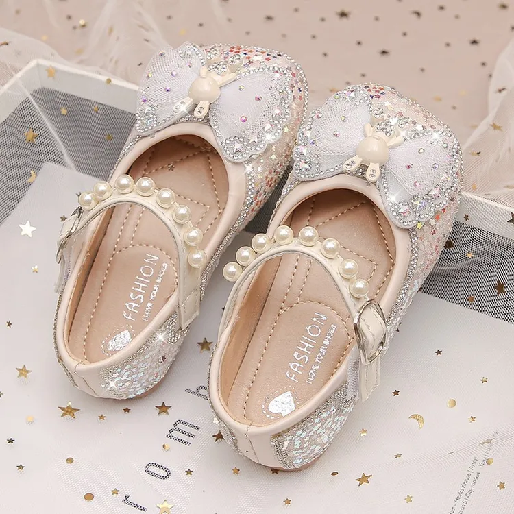 女童洋气结单鞋春秋新款女宝宝亮片公主鞋时尚表演小皮鞋