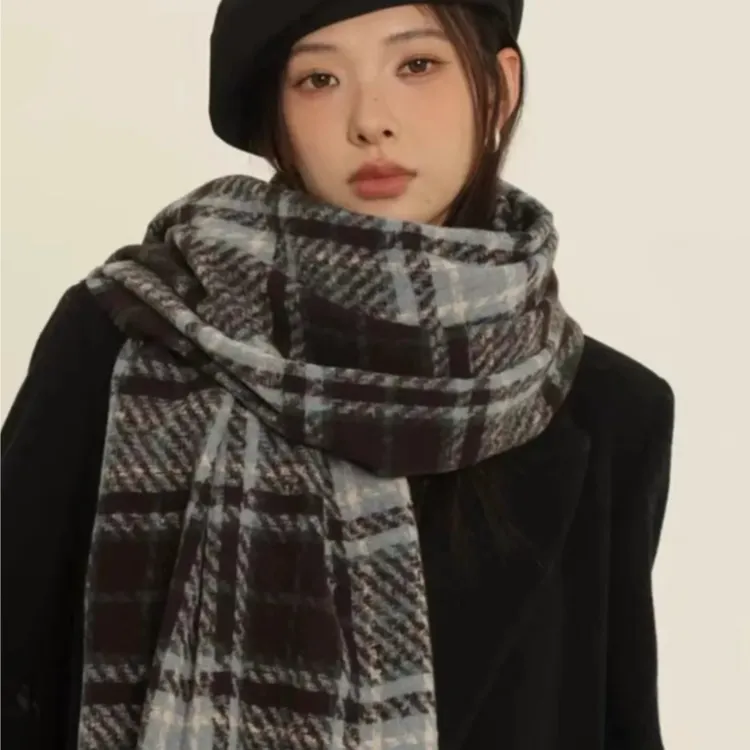 2025新款围巾女冬季网红款百搭秋冬保暖韩系学生情侣格子厚围脖