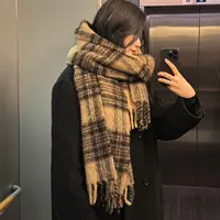 美拉德围巾女冬季网红款百搭秋冬保暖韩系学生情侣格子加厚围脖