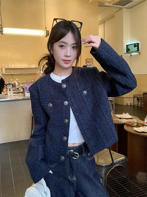 藏蓝色法式松弛感小香风外套2025秋季设计感单排扣气质短款上衣