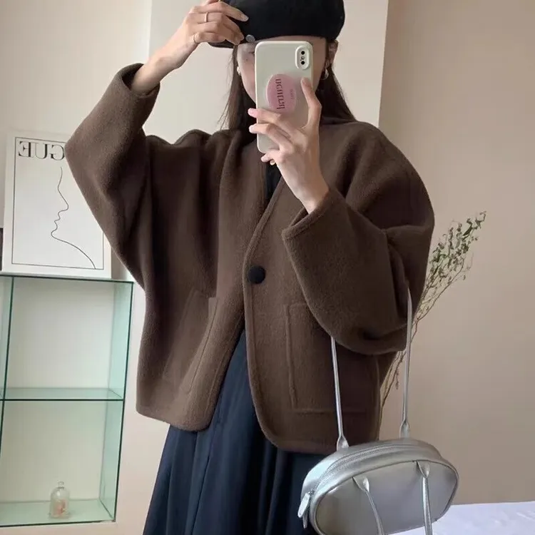 赫本风短款毛呢外套女春秋小个子韩版双面呢高级感加厚呢子大衣