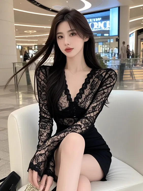 【KEKE】轻熟风性感气质蕾丝设计黑色上衣2025年秋冬季新款显瘦长袖